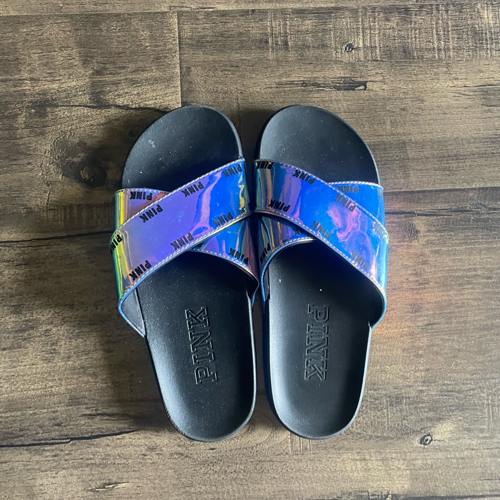 Previously Loved Metallic Pink Slippers